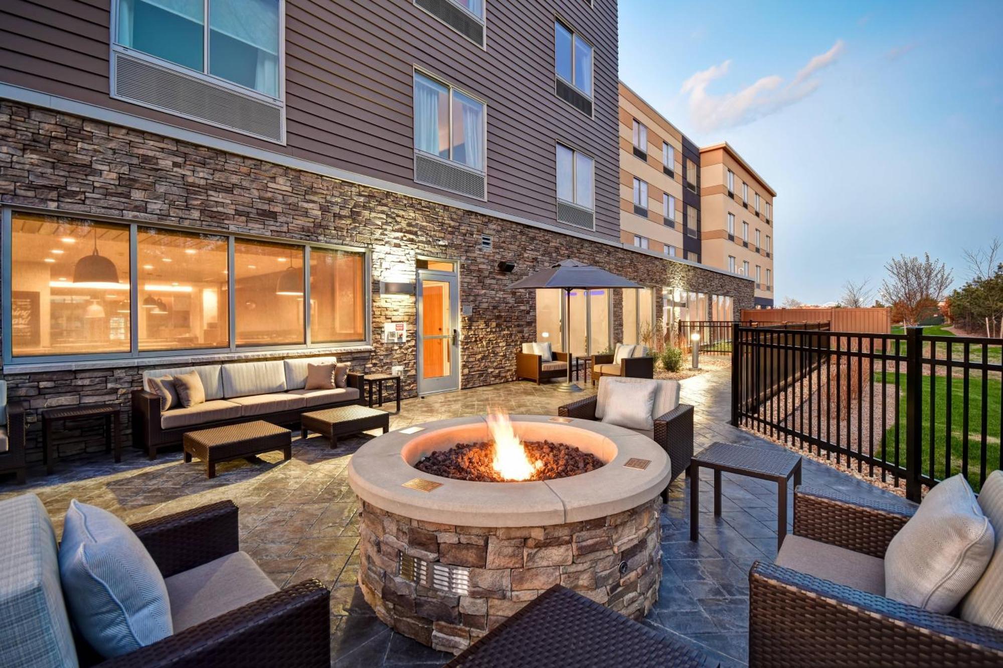 Fairfield Inn & Suites By Marriott Plymouth Exterior foto